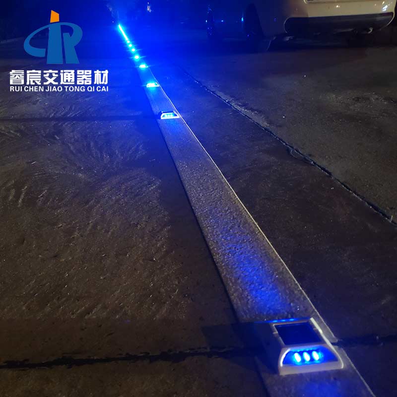 RUICHEN Blue Solar Road Studs Light On Urban Road